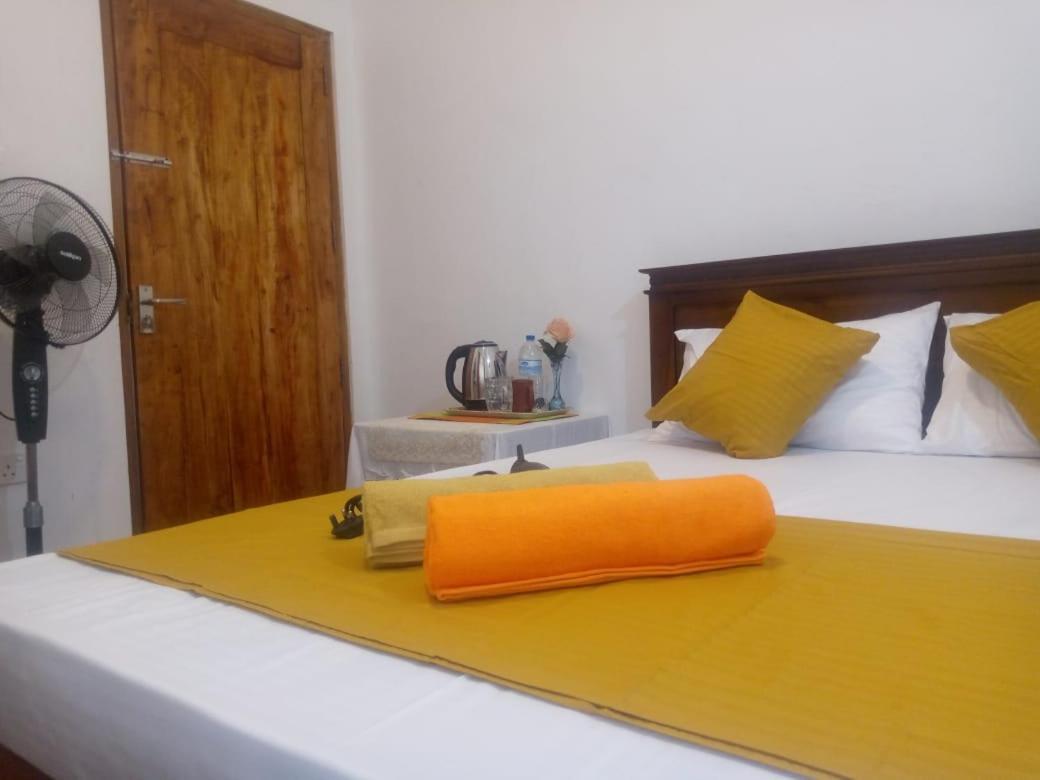 Alexandra Home For Foreign Tourists Only Gampola Buitenkant foto